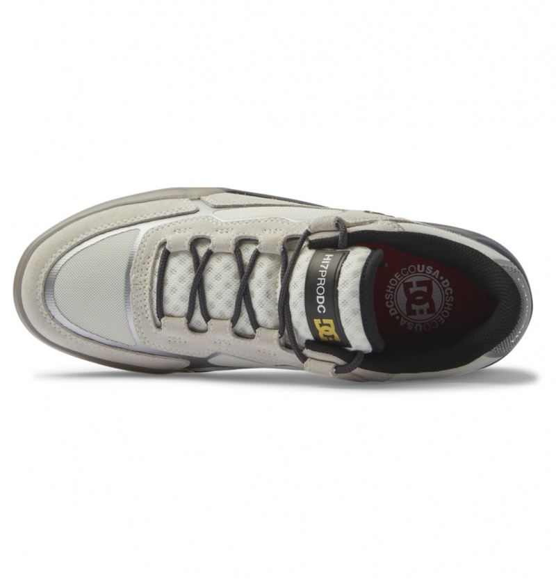 Black / Black / White DC Shoes DC Metric S - Leather Skate Shoes | ATUYFQ-547